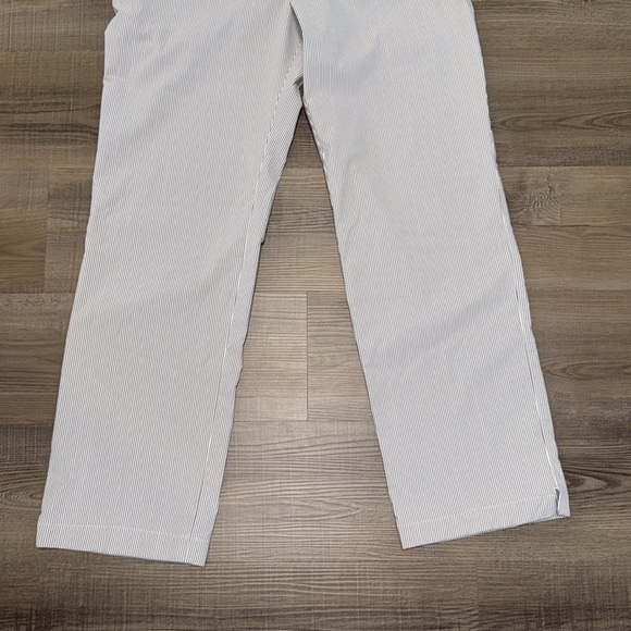 Nike Men's Pinstripe Pants - Picture 4 of 11